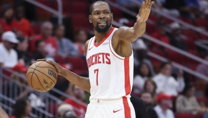 杜兰特:这是我冲击第三冠最佳机会 能想象在火箭退役