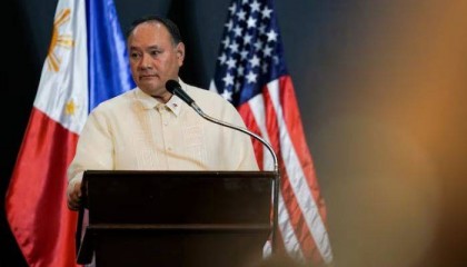 在南海频挑事端的菲律宾,最近“乖”的不正常,真正的原因找到了