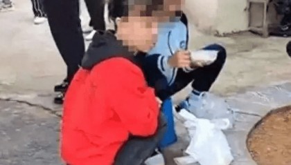 “担心学生带饭交叉感染”,亏你们想得出来