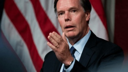 美国重提芬太尼问题，威胁让中国付出代价，中方：反制仍旧有效！