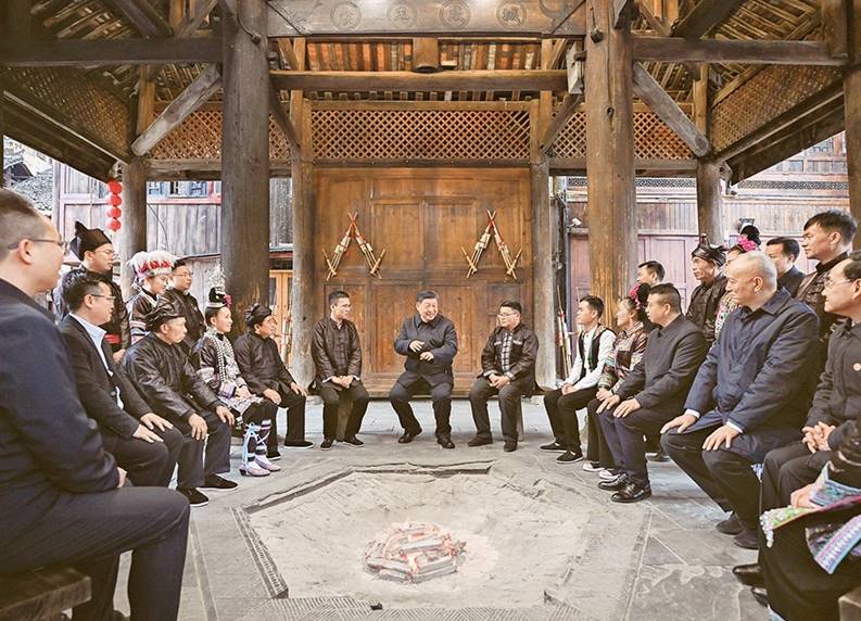 锲而不舍落实中央八项规定精神，以优良党风引领社风民风