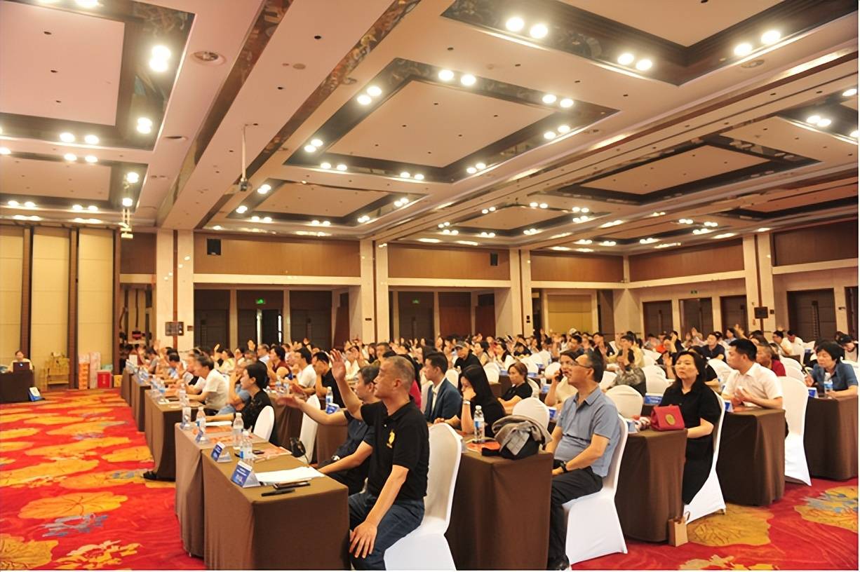 开启发展新篇章——成都市机械行业协会第三届第六次会员大会暨换届选举大会成功召开