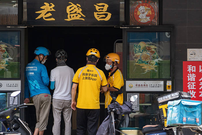 外卖大战中的骑手：收入多了就是好事