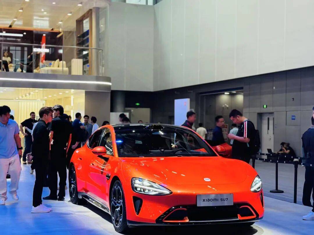 小米SU7常州再起火！车主称“锂电池未及时取出”
