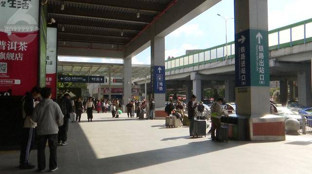 紧急!正要出站,两名14岁少女在昆明火车站被民警拦截…